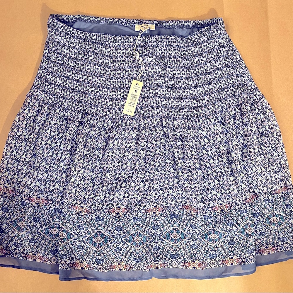 Max Studio skirt size medium.